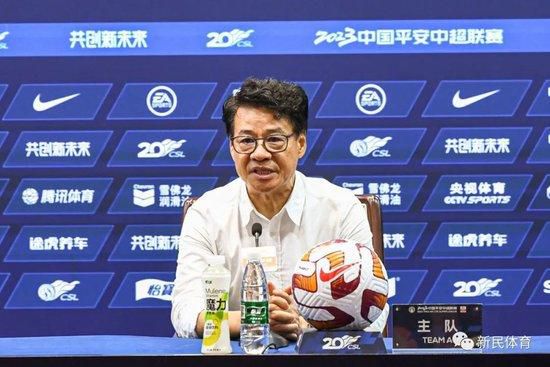 灌肠撑大肚子