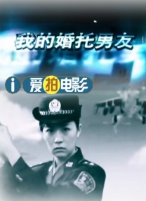 美女百分百露胸